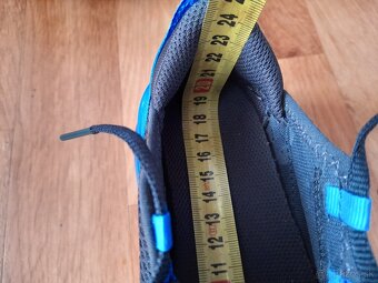 Nike AIR MAX 270, veľ. 31 - 4