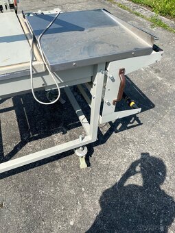 Termo baliaci stroj - balicka na fóliu (shrinking machine) - 4