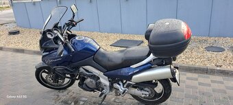 Suzuki DL1000 V-Strom - 4
