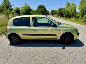 Predám Renault Clio II - 1.2 benzín - 4