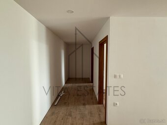 🏡 NA PREDAJ VEĽKOMETRÁŽNY 3-IZBOVÝ BYT – PRIEVIDZA - 4