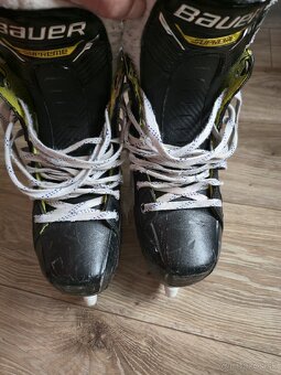 Predám Bauer M4 supreme velkost 7.5 - 4