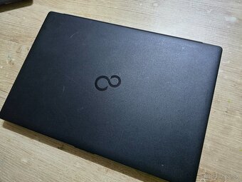 Fujitsu Lifebook A3510 v super stave s 8gb ram 256gb ssd dis - 4