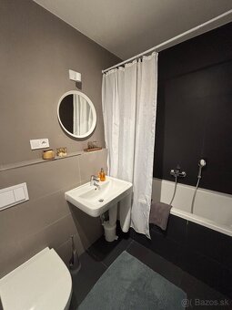 Prenajom 1,5 izboveho bytu v centre s garážovým státím. - 4