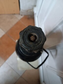 Predám naplnenú fľašu s CO2 - 4