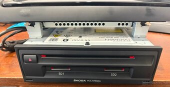 Predam original Ocravia 3 radio 5E0035020B - 4