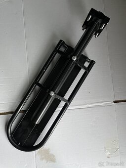 Predám hliníkový zadný nosič na bicykel - 4