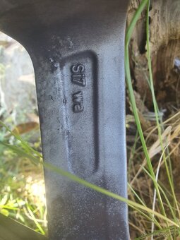 Predam original disky Volvo r19 - 4