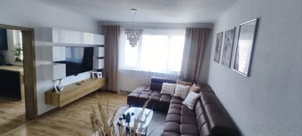 Na predaj krásny, veľkometrážny 3 izbový byt v Šali-Veči - 4