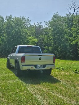 Dodge ram 1500 5.7 Hemi - 4