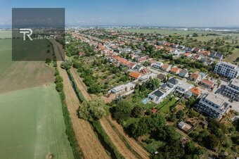 MODRANKA LUXUSNÁ NOVOSTAVBA RODINNÉHO DOMU V TICHEJ ČASTI - 4