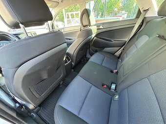 Hyundai Tucson - 4