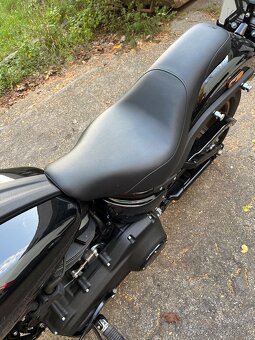 Harley Davidson Low Rider ST - 4