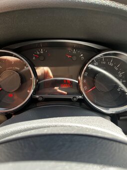 3008 r.2013, 1,6D. M6. 159 000km - 4