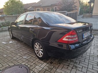 Predám Mercedes Benz C200 Kompresor - 4