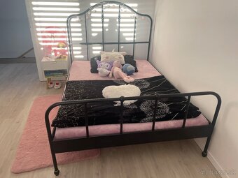 Kovová posteľ - 4