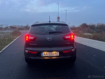 Kia Sportage 2.0 CRDi 4WD 132kw 92 000km - 4