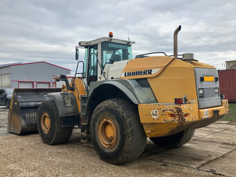 Prodám kolový nakladač LIEBHERR L564 - 4