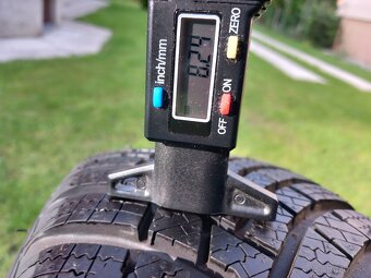 205/60 r16 zimne pneumatiky - 4