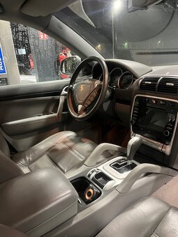 Porsche Cayenne 4.5 V8 - 4