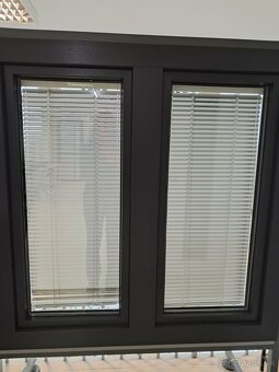 Plastové okno 120x120cm - 4