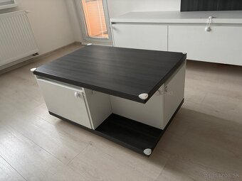 Obývacia zostava vyrobené stolárom - 4