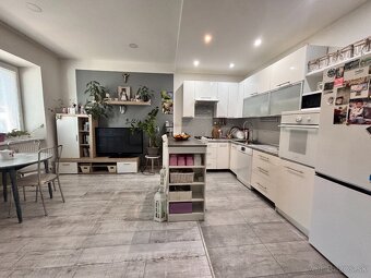 Pekný 3izbový byt- ŽILINA - 4