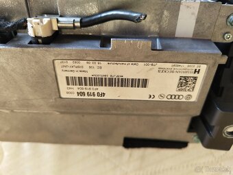 Budíky Audi A6 C6 - 4