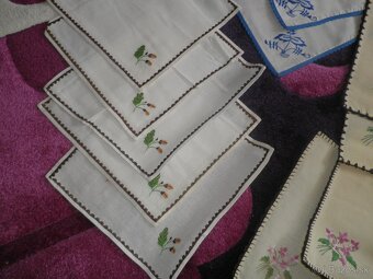 vyšívané a hačk obrusy  cibulak závesy zaclony - 4