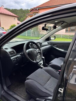 Toyota Corolla - 4