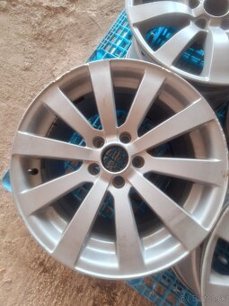 R17  5x112 - 4