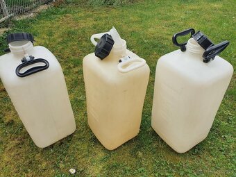 Bandasky, Kanister 3x 25 l, 2x 10 l - 4