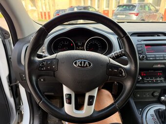 Kia Sportage 2.0 CRDi 4x4 AT, 100 kW - 4