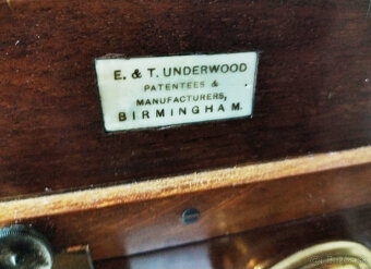 starožitný stereofotoaparát Underwood - 4