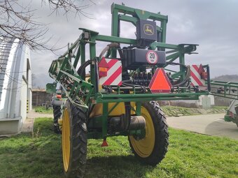 Na predaj postrekovač John Deere 732 - 4