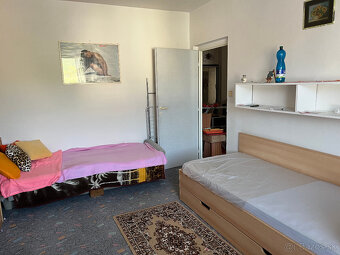 Priestranný a slnečný trojizbový byt na Dolinkách, Detva - 4