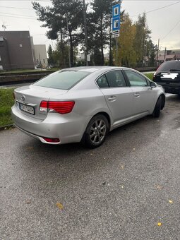 TOYOTA AVENSIS T27 2013 - 4