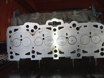 Predam hlavu motora - 4