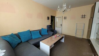 ČIERNOMORSKÁ ul. - 2 IZB BYT pri JAZERE, KOŠICE, 6. posch., - 4