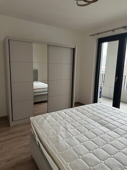 Prenájom 2 izbový byt,projekt Pristavna,bez provízie RK - 4