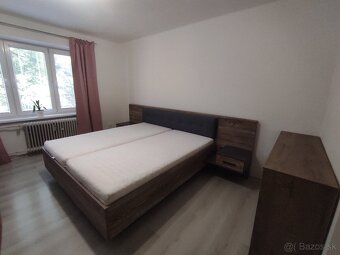 Prenájom 2- izbový byt blízko centra Levice - 4