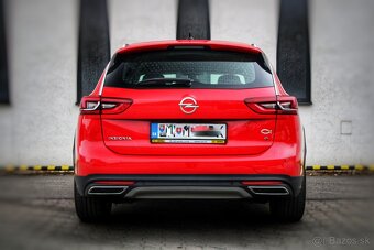 Opel Insignia country tourer - 4