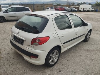 Peugeot 206 PLUS 1.4i ROZPREDÁM - 4