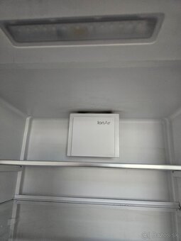 Čierna chladnička Gorenje - 4