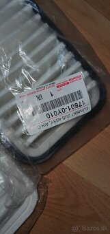 Toyota yaris peľové a vzduchové filtre rok 2011 - 4