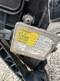 Predám kapota svetlo Bixenon Ventilátor HONDA FRV FR-V 2005- - 4