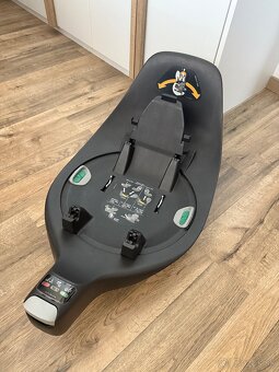 CYBEX Platinum vajíčko Cloud Z i-Size One Love - Karolina Ku - 4