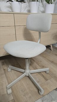 Otočná stolička - IKEA Bleckberget - 4