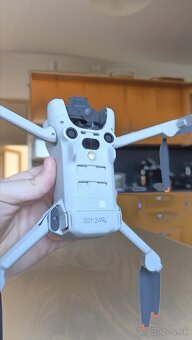 DJI Mini 4 Pro Fly More Combo - 4