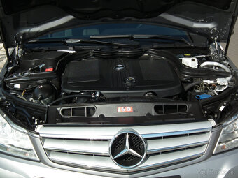 Mercedes-Benz C220 - 4